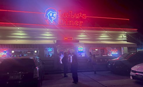 LuLu’s Diner｜推開門就是 50 年代美國，一場在緬甸街頭的美式奇遇